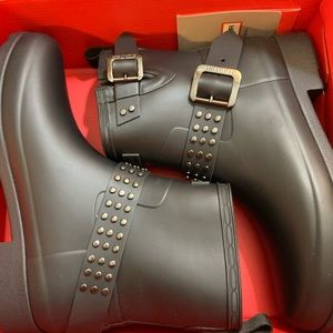 Hunter rain short boots size 7 Brand new